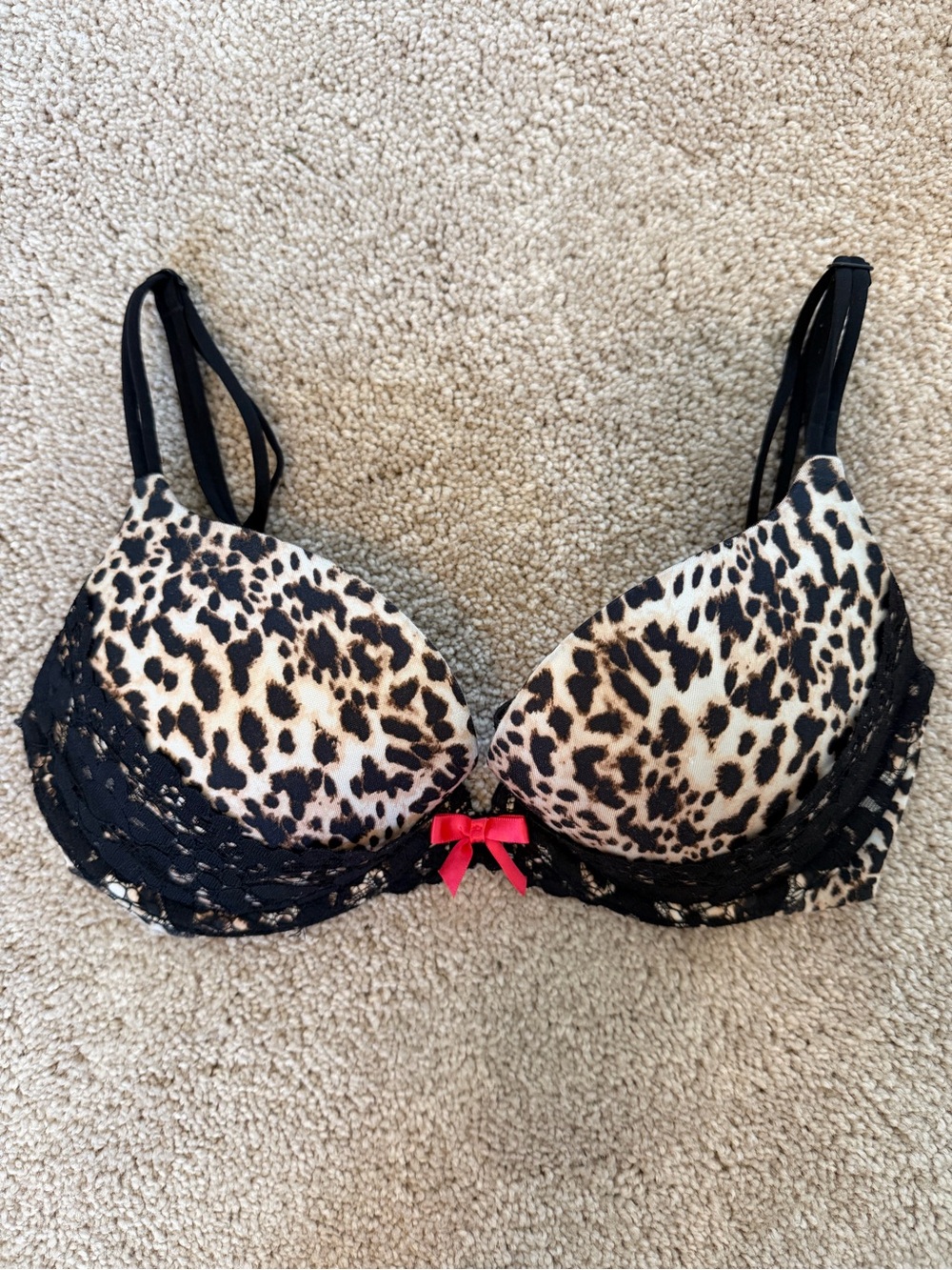 Victoria's Secret Very Sexy Push-Up Black Leopard Print Bra with Black Lace. 32C